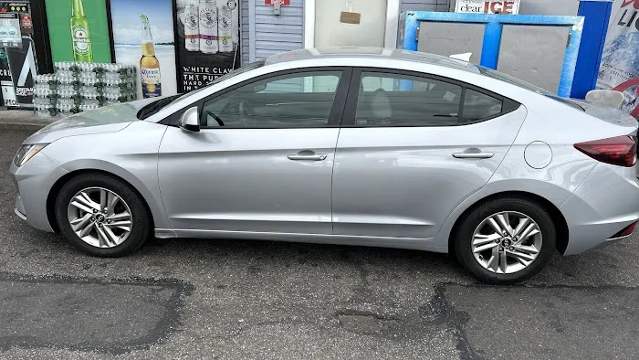 Splash N Dash Expres Car Wash LLC 3