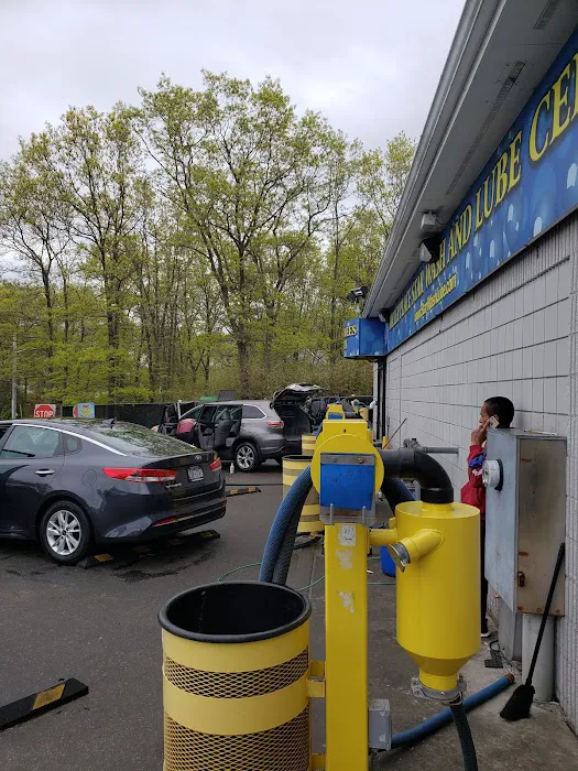 Miller Place Car Wash, Oil Change and Detail Center 3
