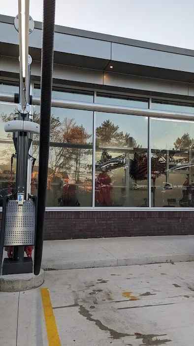 Sgt. Clean Car Wash 6