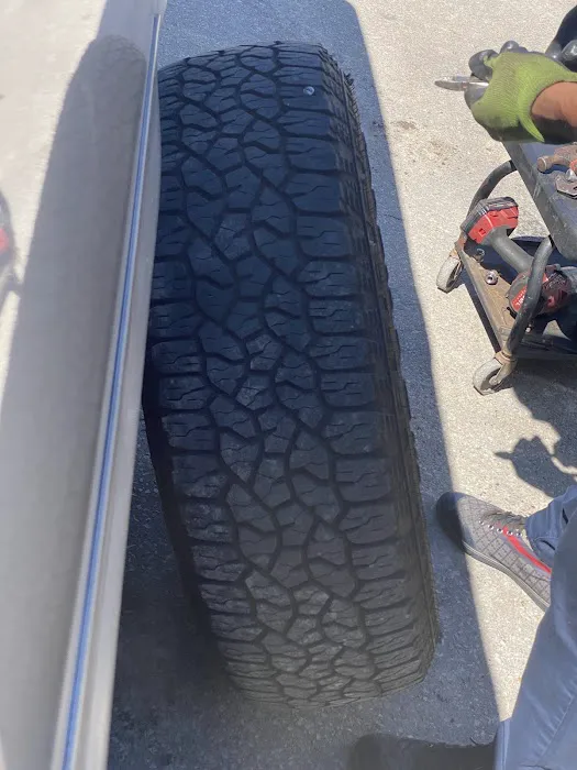 MillionaireBrothers used tires & Auto Detailing 0