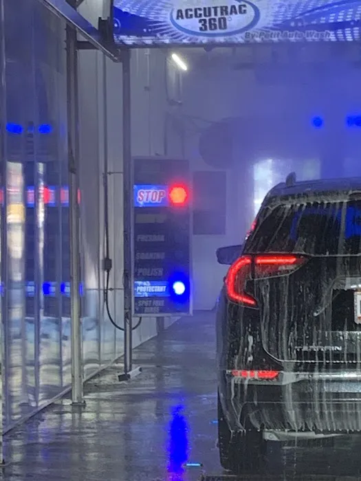 Petit Auto Wash, Bedford 3