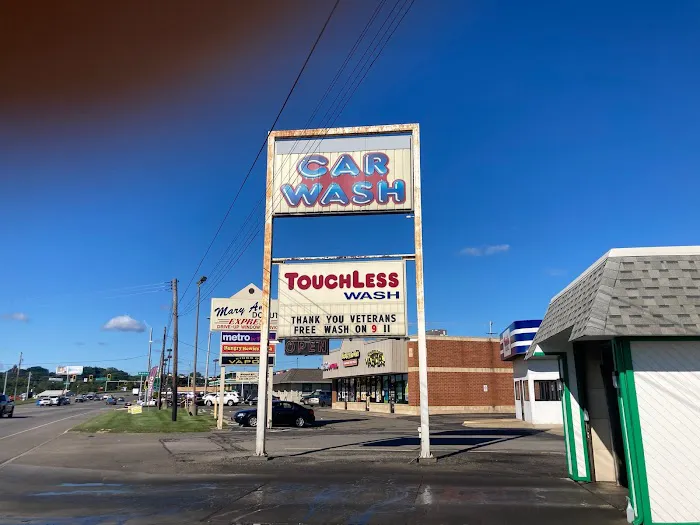 Supreme Clean Car Wash and Detailing 0