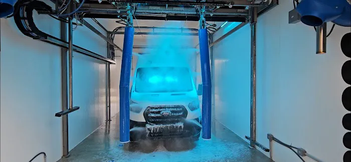 Epic Cascades Carwash 0