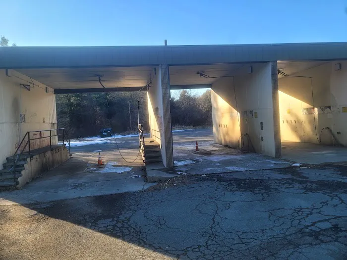 Nice N'Clean Car Wash 1