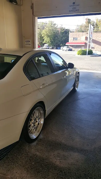 Suds Plus Car Wash 0