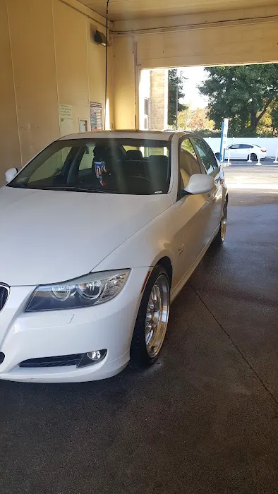 Suds Plus Car Wash 7