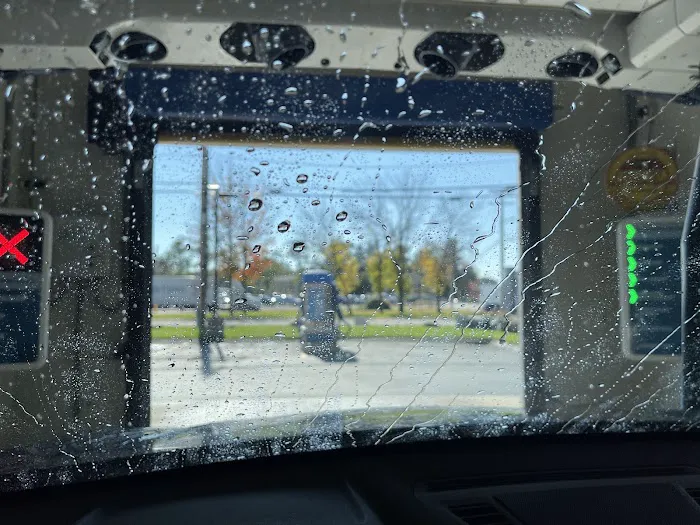 Tidal Wave Car Wash 3