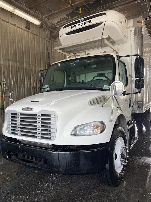 Boston Truck Wash & Fuel - Truck Wash & Cleaning 2