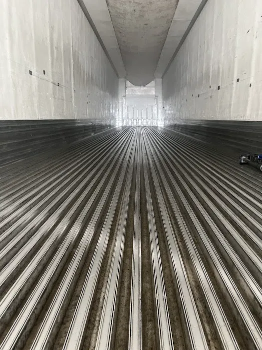 Boston Truck Wash & Fuel - Truck Wash & Cleaning 9