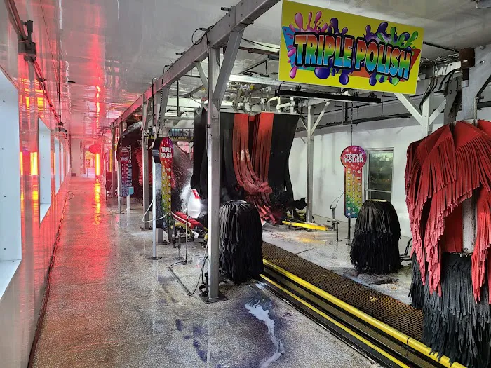 Prestige Car Wash (Medford) 9