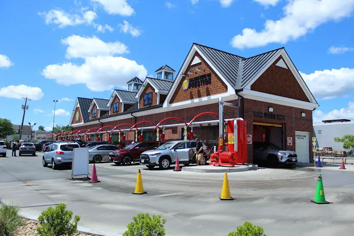Prestige Car Wash (Malden) 2