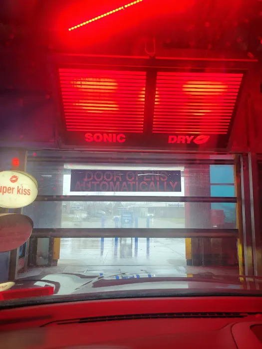 Delta Sonic Car Wash, Williamsville 0