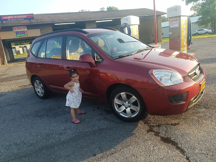 Dr. Huggs Car Wash 7