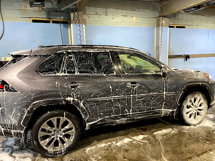 Delux Car Wash 1