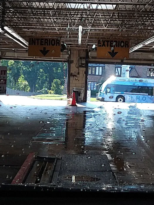 Dad's Car Care Center - Canton 8