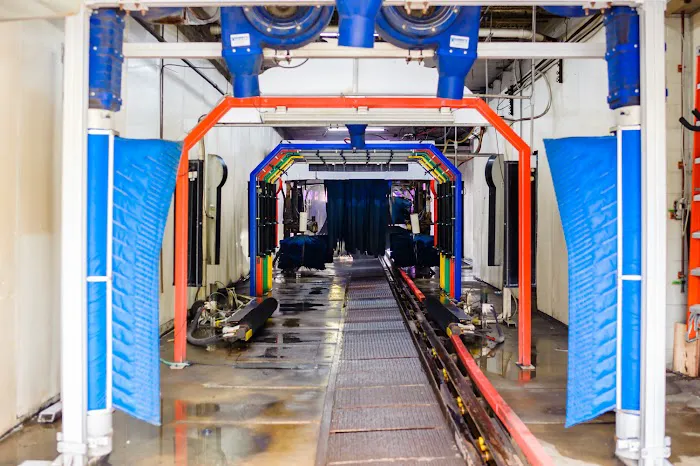 Super Shine Auto Wash 6