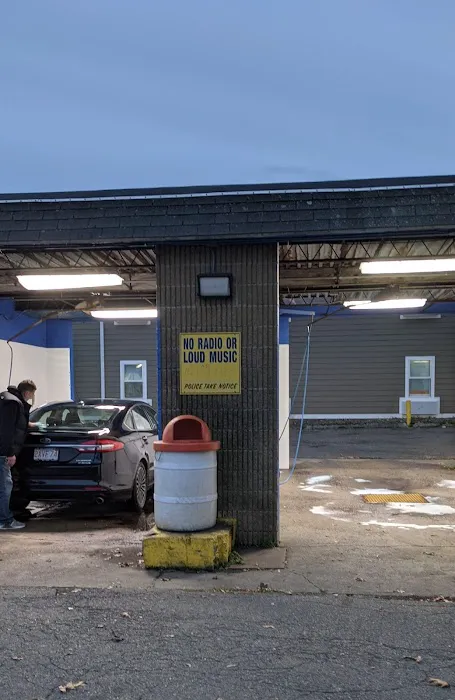 Prestige Car Wash Quincy (Hancock Street) 6