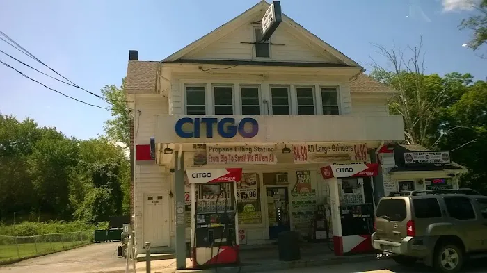 Renaldi's One Stop 0