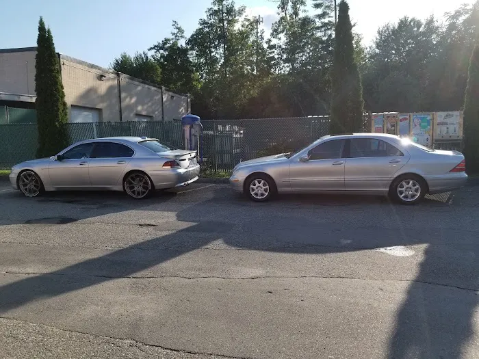 Soft Suds Car Wash 4