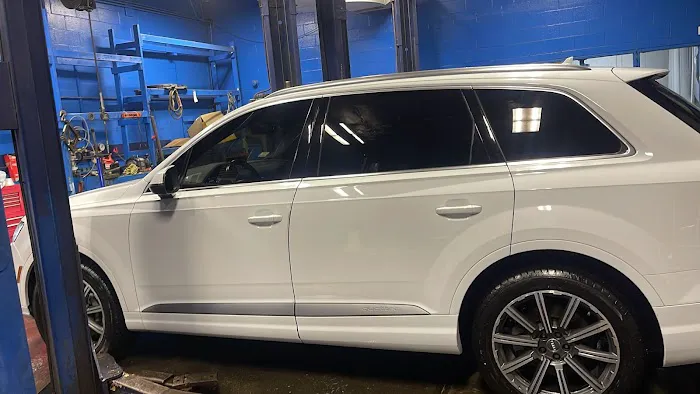 NR PRESTIGE AUTO DETAILING CO. 3