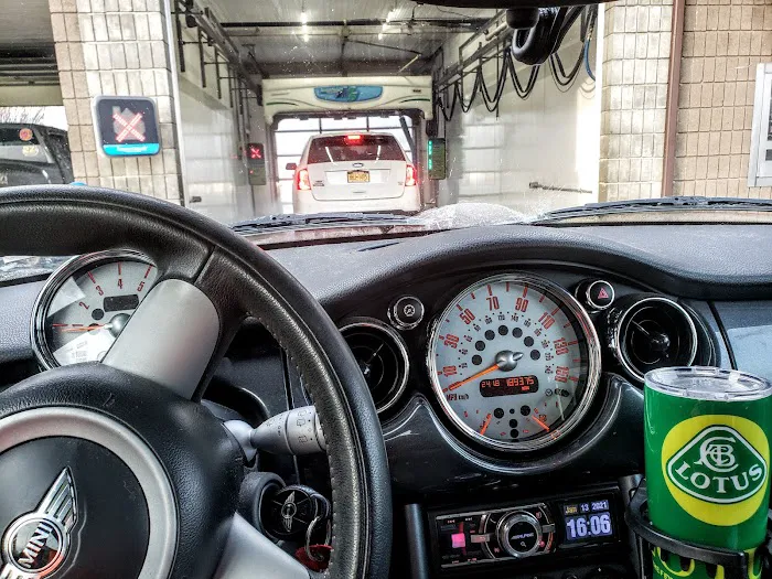 E-Z Clean Car Wash 2