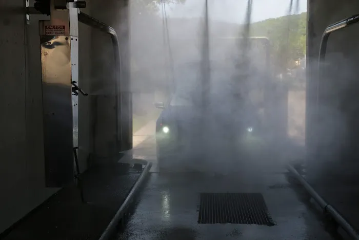 Moonan's Touchless Car Wash 0