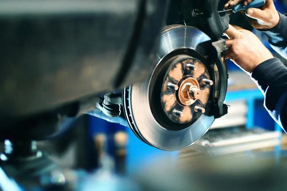 Essential Tips for Maintaining Car Brakes to Ensure Safety and Performance