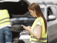 Essential Tips for Staying Calm During a Roadside Emergency to Ensure Safety