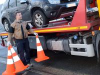What to Do If Your Tow Truck Is Late – Practical Steps & Safety Tips
