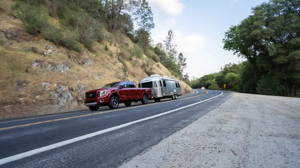 Essential Tips for Towing Trailers Safely on Highways