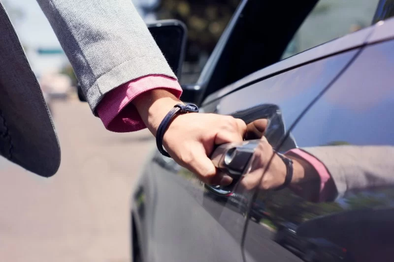 What to Do If Your Car's Exterior Door Handle is Stuck Closed