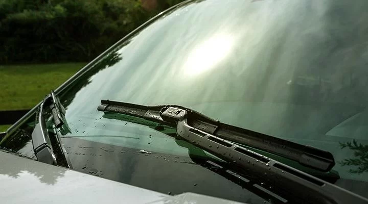 The Benefits of Using Premium Windshield Wipers
