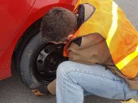 Essential Guide on How to Replace Car Tires Safely and Efficiently