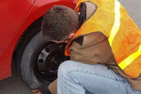 Essential Guide on How to Replace Car Tires Safely and Efficiently