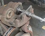 Understanding Your Car's Brake Caliper Piston Retractor: Function, Use & Safety
