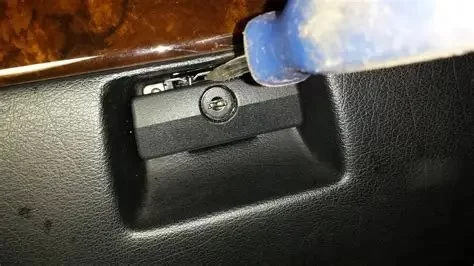 Common Problems with Car Glove Box Latches and How to Fix Them