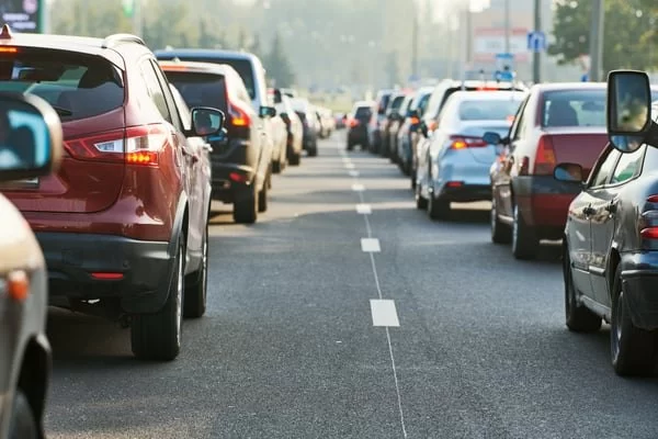Tips for Safe Driving on Highways with Heavy Traffic