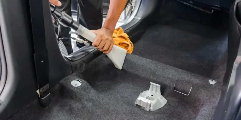 How to Clean Your Car's Fabric Floor Mats Easily and Effectively