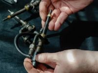 Understanding Your Car's Fuel Injector Seal – Symptoms, Fixes & Maintenance Tips