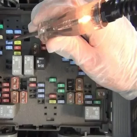 How to Replace Your Car's Fuse Box Cover: A Step-by-Step Guide