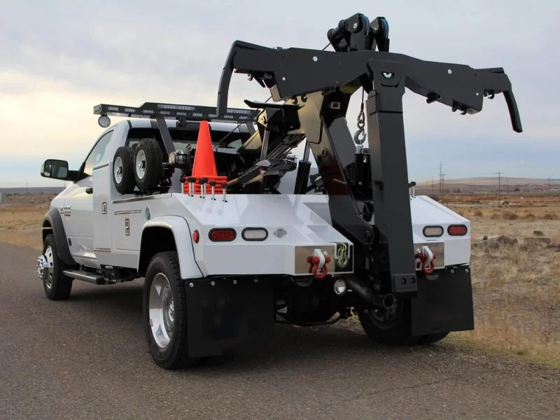 What to Do If Your Car's Dashboard Screen Is Not Responding | Rescue & Towing