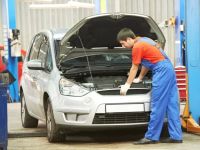 What to Do If Your Car's Engine is Knocking at Idle | Rescue & Towing