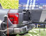 How to Replace Your Car's Tailgate Dampener: Step-by-Step Guide for US Drivers