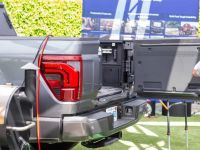 How to Replace Your Car's Tailgate Dampener: Step-by-Step Guide for US Drivers