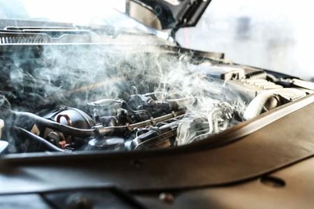 What to Do If Your Car's Engine Cuts Out Periodically: Causes and Solutions