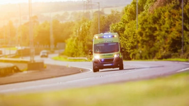 Tips for Safe Driving Around Emergency Vehicles – Stay Alert and Drive Smart