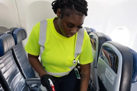 Why Regular Cabin Cleaning Improves Safety — Clear Visibility, Less Distraction, Better Comfort