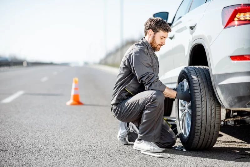 Local Roadside Assistance for Car Lockouts and Key Issues - Quick Help When You Need It