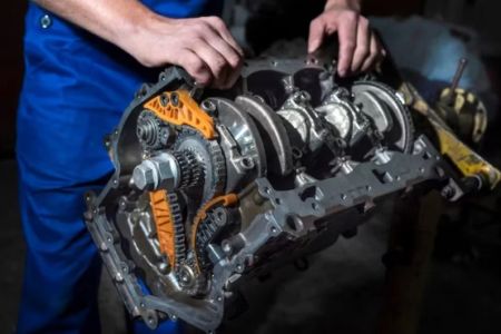 Common Car Transmission Problems and How to Maintain Your Vehicle