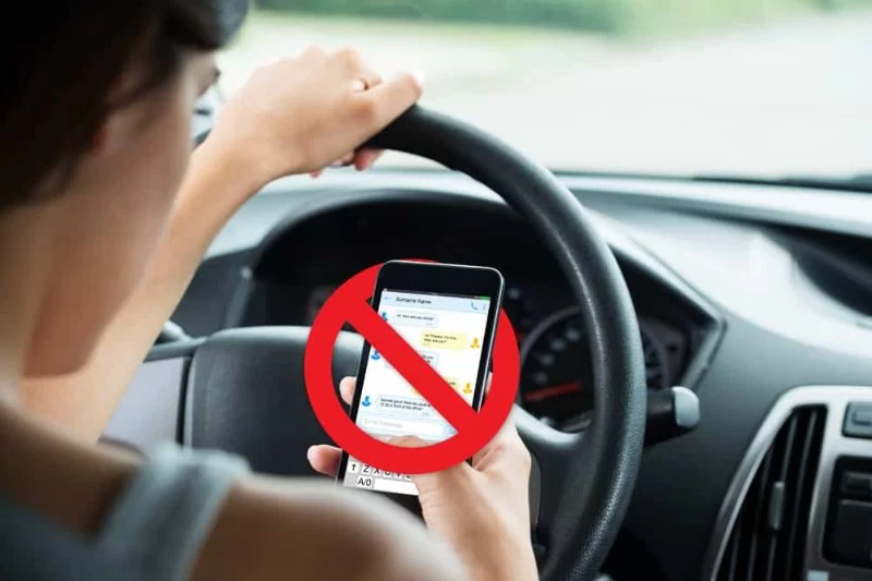How to Avoid Using Your Phone While Driving: Tips and Safety Strategies
